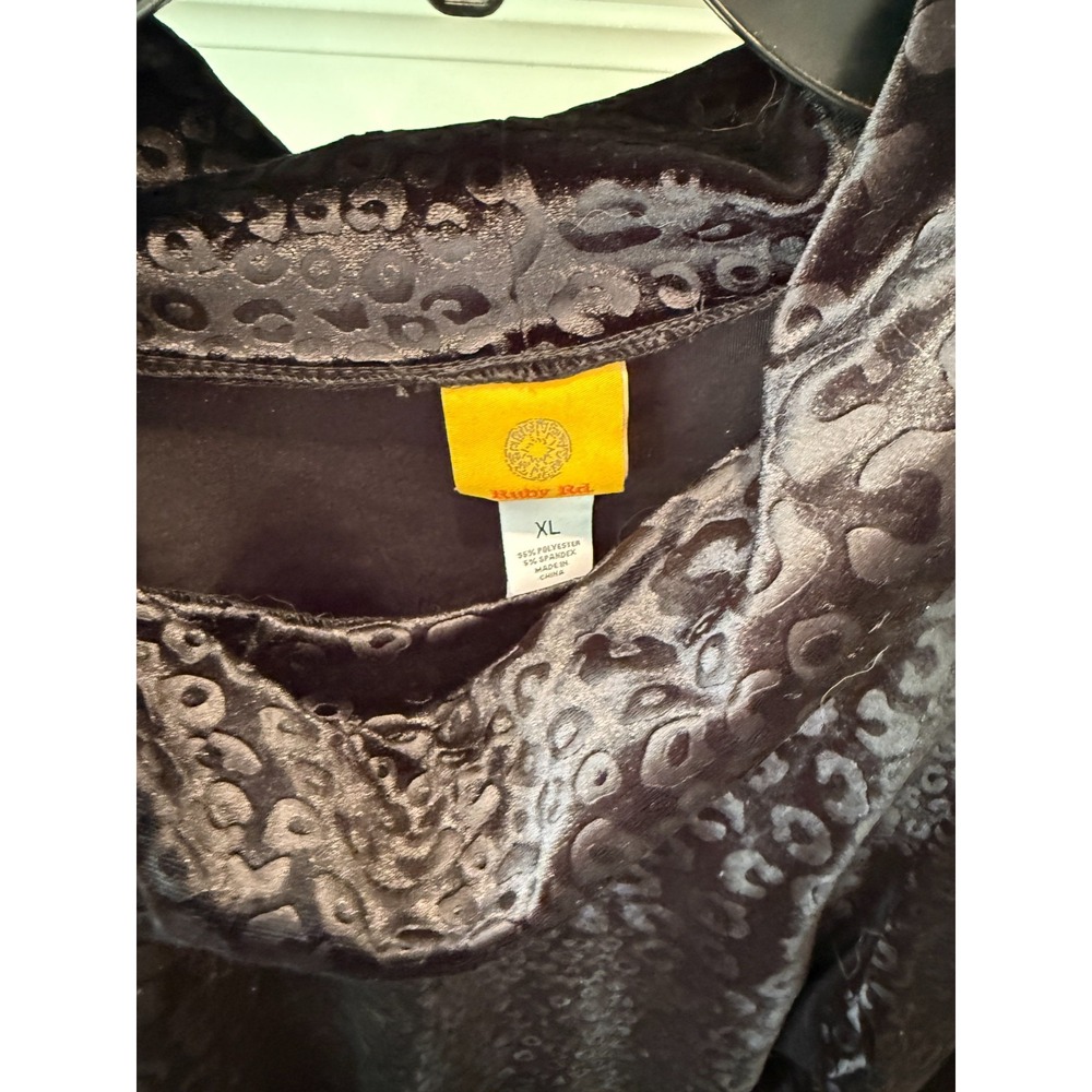 Ruby Rd Tunic Top Shirt Blouse Women XL Cowl Whimsigoth Black Velvet Animal NEW - Picture 5 of 5